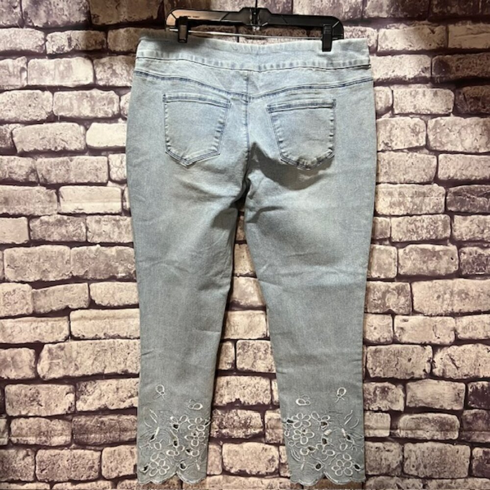 Charlie Paige NWT Blue Pull On Pants Size XL - Picture 5 of 8